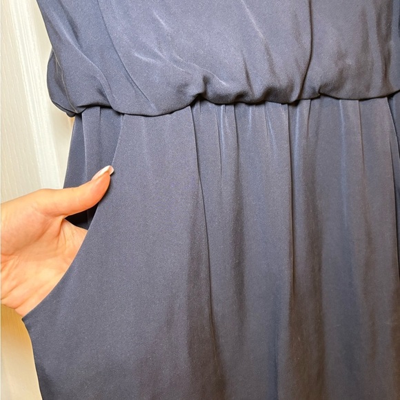 Theory - Silk Osteen Draped Dress Side Pockets Sleeveless Navy Blue in Size 12 - Picture 4 of 11